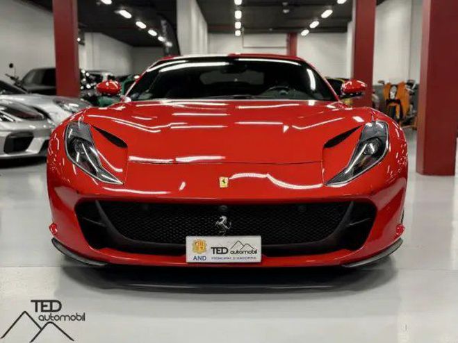 Ferrari 812 Superfast 800cv  de 2019