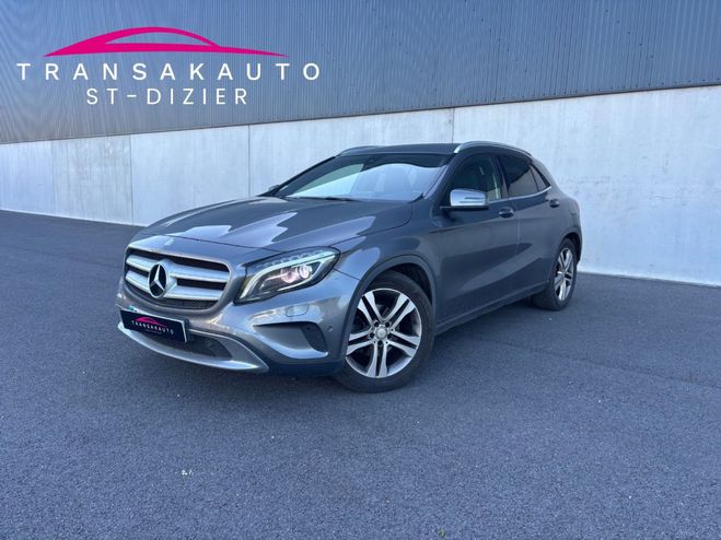 Mercedes Classe GLA CLASSE 180 CDI Inspiration 7-G DCT A - H Gris de 2015