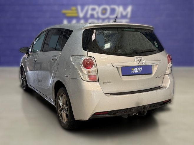 Toyota Verso FEEL! 112 D-4D SkyView SUIVI COMPLET-REG Gris de 2015