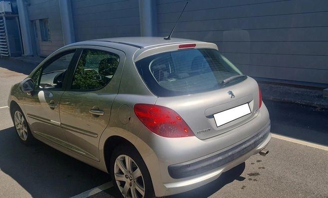 Peugeot 207 1.6 110   de 2006