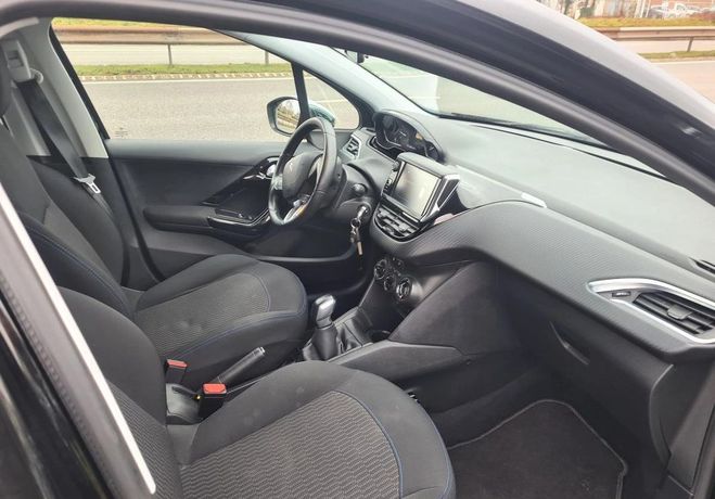 Peugeot 208 1.6 hdi  de 2017
