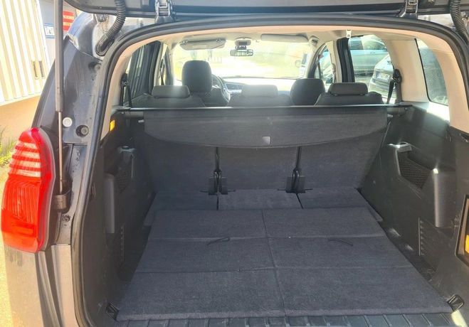 Peugeot 5008  BVA 1.6  HDI 112 CV  de 2011