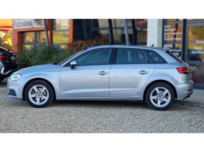 Audi A3 Sportback 1.6 30 TDI - 116 - BV S-Tronic GRIS CLAIR de 2019