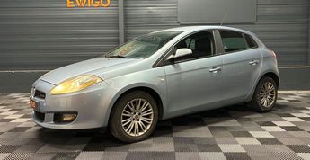  Voir d&eacute;tails -Fiat Bravo 1.9 mjt 120 emotion &agrave; Mont�limar (26)