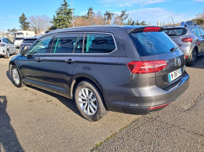 Volkswagen Passat SW SW 1.6 TDI 120 DSG7 Gris Clair de 2019