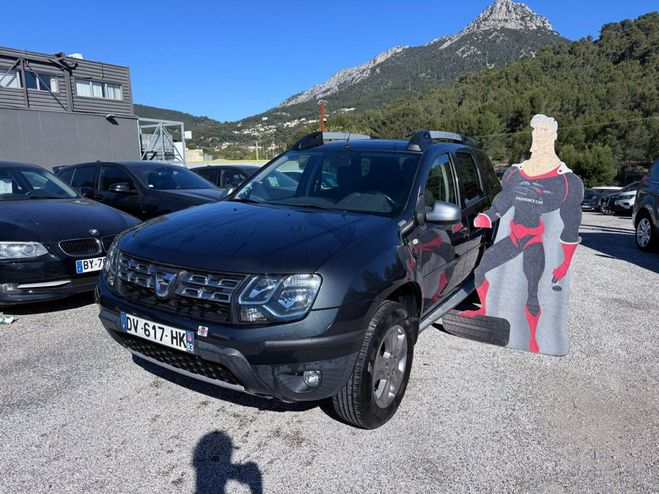 Cliquer pour voir la photo suivante Dacia Duster 1.2 TCE 125CH LAUREATE 4X2 EURO6 Gris de 2015