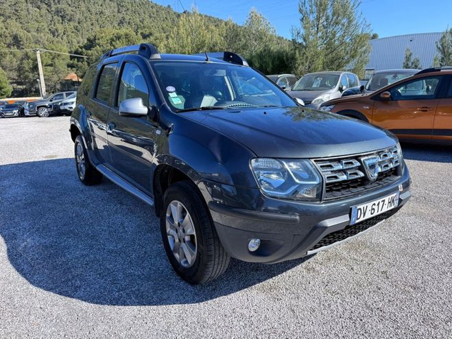 Dacia Duster 1.2 TCE 125CH LAUREATE 4X2 EURO6 Gris de 2015