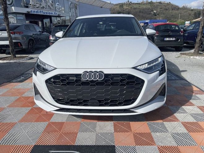 Audi A3 Sportback 1.5 30 TFSI 116 S-TRONIC ADVAN Blanc de 2024