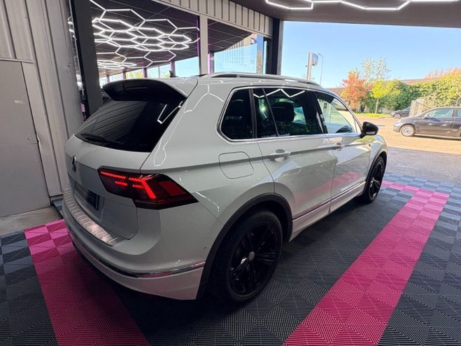 Volkswagen Tiguan 2.0 TDI 150 ch DSG7 Black R-Line ~ Toit  Blanc de 2019