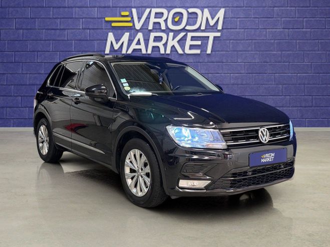 Cliquer pour voir la photo suivante Volkswagen Tiguan BUSINESS 2.0 TDI 150 DSG7 Confortline SU Noir de 2016