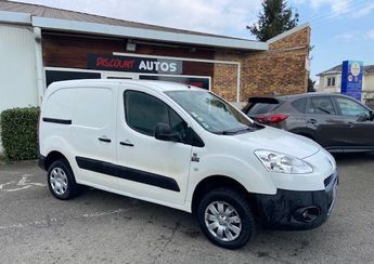  Voir d&eacute;tails -Peugeot Partner Dangel 1.6 L HDI 115 cv 3 places &agrave; Bavilliers (90)