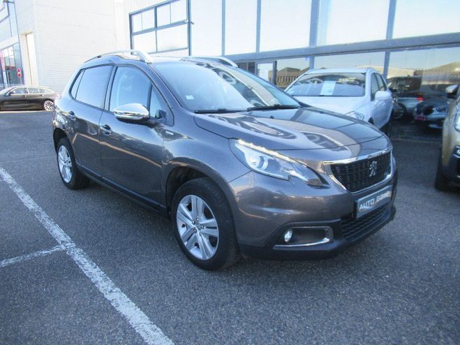 Peugeot 2008 1.6 BlueHDi 100ch BVM5 Style Gris Fonc� de 2017