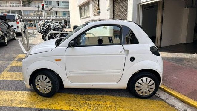 Microcar Due DYNAMIC PROGRESS Blanc de 2019