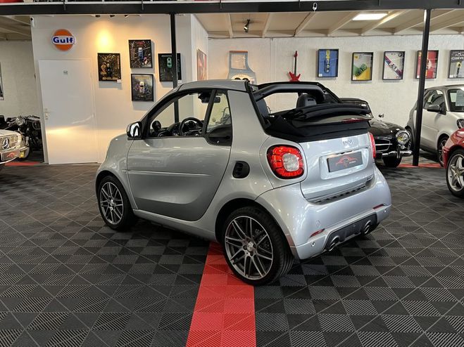 Smart Fortwo Cabriolet 109ch Brabus twinamic Argent M�tallis� de 2016