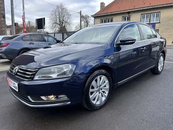  Voir d&eacute;tails -Volkswagen Passat 1.6CR TDi BlueMotion AVEC CARNET &agrave; Saint-Ghislain (73)
