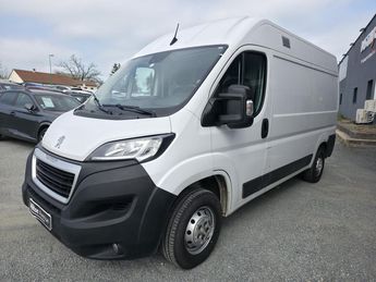  Voir d&eacute;tails -Peugeot Boxer Asphalt 335 L2H2 2.2 BlueHDi 140 &agrave; Gu�ret (23)