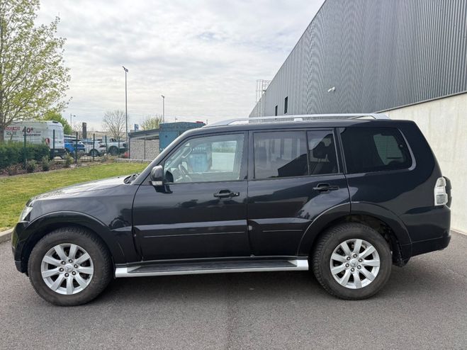 Mitsubishi Pajero LONG 3.2 DI-D 200 CV Instyle A - Si�ges  Noir de 2011