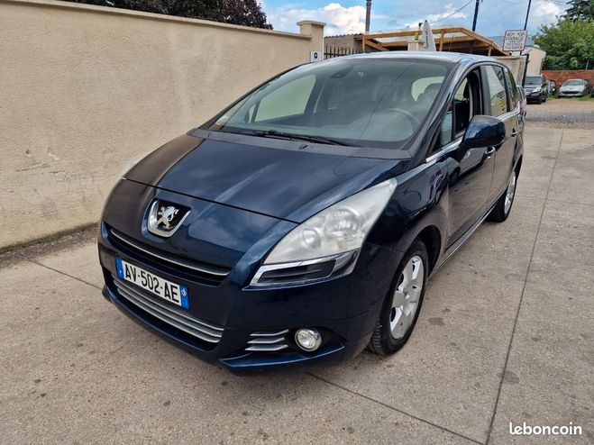 Peugeot 5008 1.6 hdi 110ch 7places �dition lancement  Bleu de 2010