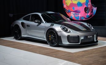  Voir d&eacute;tails -Porsche 911 Type 991 GT2RS 3.8 Flat-6 700ch | Pack W &agrave; Saint-Michel-sur-Orge (91)