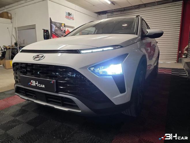 Hyundai Bayon 1.0 T-GDI 100 HYBRID MHEV 48VOLT CREATIV Blanc de 2024