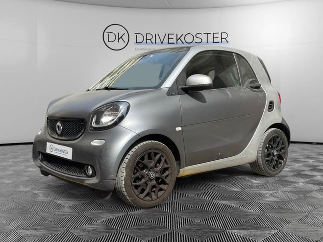 Smart Fortwo Coupe 1.0i - 71 S&S - BV Twinamic II Pri GRIS FONCE de 2017