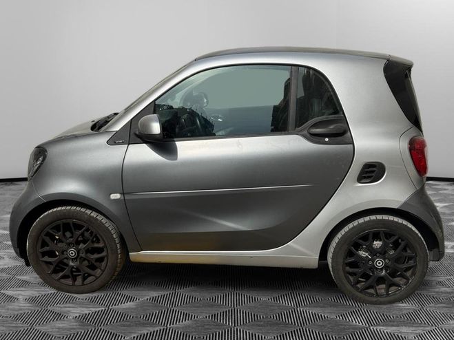 Smart Fortwo Coupe 1.0i - 71 S&S - BV Twinamic II Pri GRIS FONCE de 2017