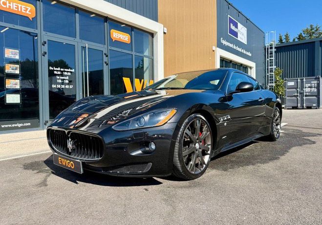 Maserati Gran Turismo 4.7 440 s volant carbone led bo�te f1 ra Noir de 2009