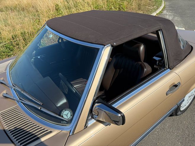 Mercedes 300 SL BEIGE de 1987