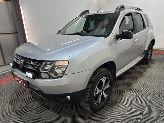 Dacia Duster dCi 110 4x2 Prestige  ATTELAGE Gris Clair de 2017