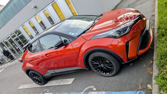 Toyota C HR  Hybride premiere   de 2020
