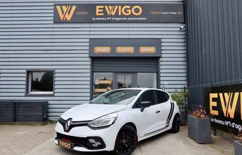  Voir d&eacute;tails -Renault Clio RS trophy 1.6 220ch edc6 cuir chauffant  &agrave; Saint-Priest (69)
