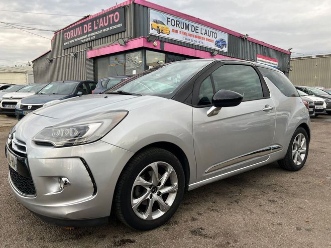Citroen DS3 (2) 1.6 BLUEHDI 100 CONNECTED CHIC BELLE Gris de 2017