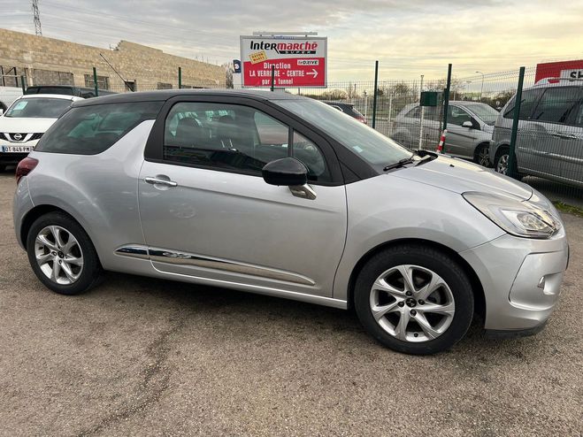 Citroen DS3 (2) 1.6 BLUEHDI 100 CONNECTED CHIC BELLE Gris de 2017