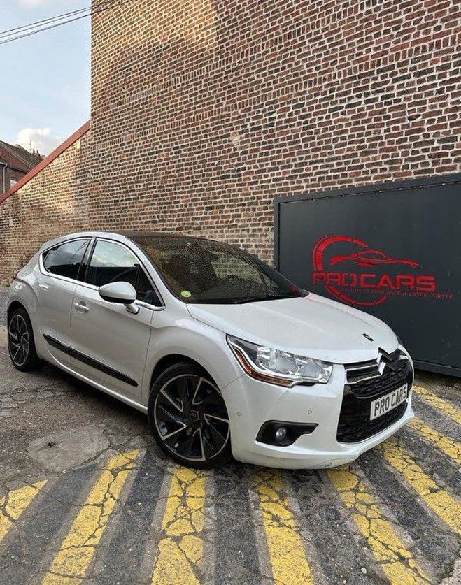 Citroen DS4 2,0 hdi sport chic Blanc de 2013