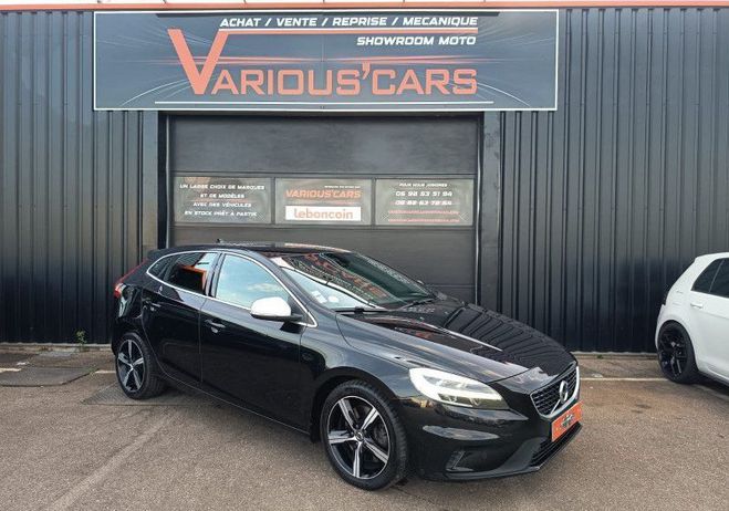 Volvo V40 Cross Country D3 150 CH LUXE Noir de 2018