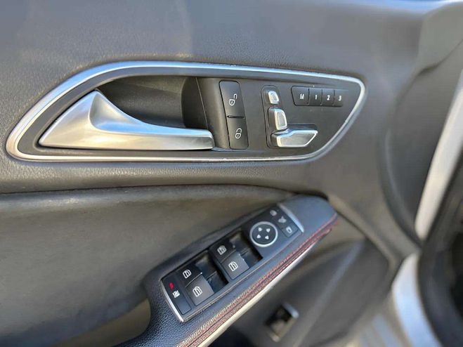 Mercedes Classe CLA 220 D FASCINATION 4MATIC 7G-DCT GRIS de 2016