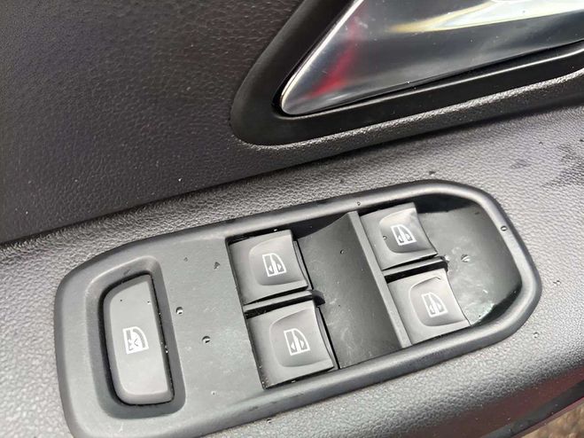 Dacia Duster 1.0 ECO-G 100CH CONFORT 4X2 - 19 BORDEAU de 2020