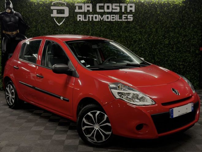 Renault Clio 3 III PHASE 2 1.2 75 Cv 5 PORTES / CLIMA Rouge de 2012