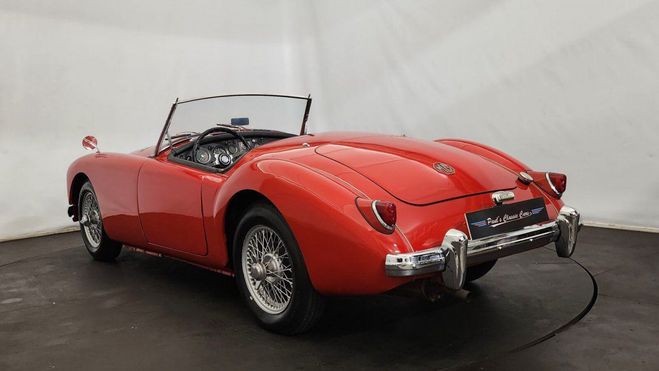 MG MGA A 1500 cabriolet Rouge de 1959