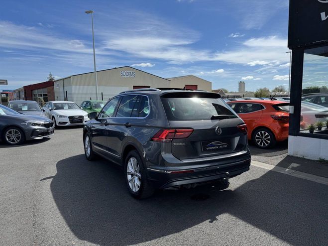 Volkswagen Tiguan 2.0 TDi 150 CARAT GPS TOIT PANO CARPLAY  GRIS de 2018