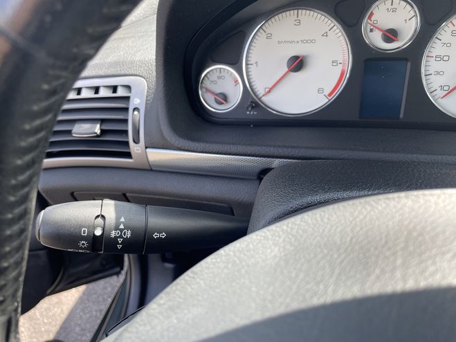 Peugeot 407 1.6 HDI110 NAVTEQ FAP VERT FONCE de 2006