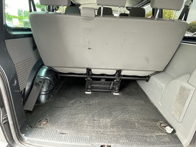 Volkswagen Combi 2.5 TDI 130CH COURT GRIS  de 2009