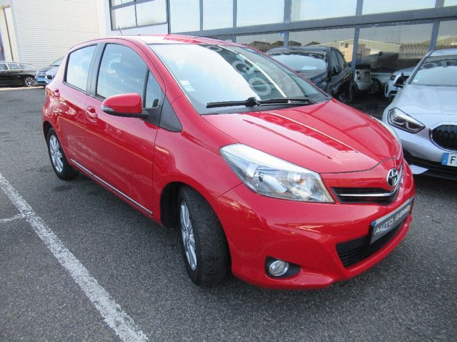 Toyota Yaris 90 D-4D Dynamic Rouge de 2013