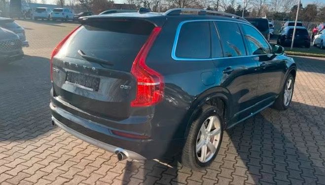 Volvo XC90 II D5 AWD 235ch Momentum Geartronic 7 pl gris daytona metal de 2019