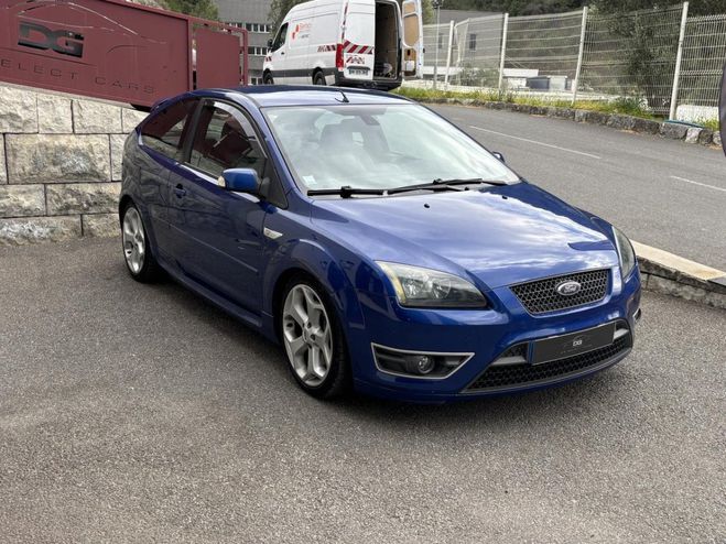 Ford Focus 2.5 T - 225 2004 BERLINE ST PHASE 1 BLEU FONCE de 2007