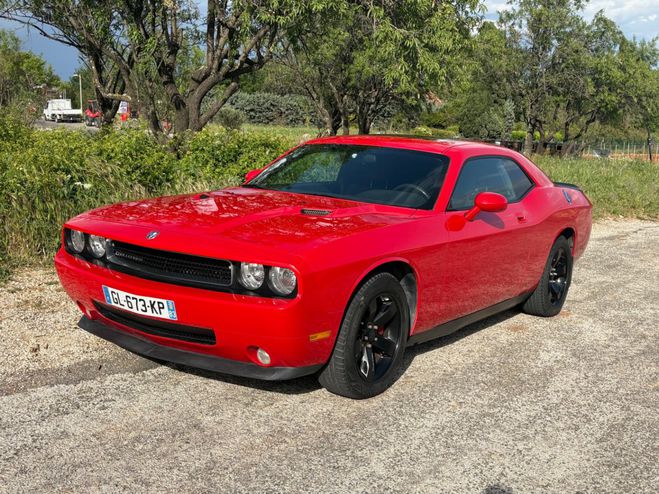Dodge Challenger 3.5 V6 BVA 250 CH ( carte grise fran�ais ROUGE de 2011