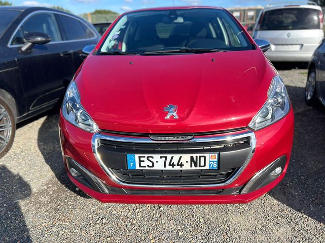Peugeot 208 Style Rouge de 2017