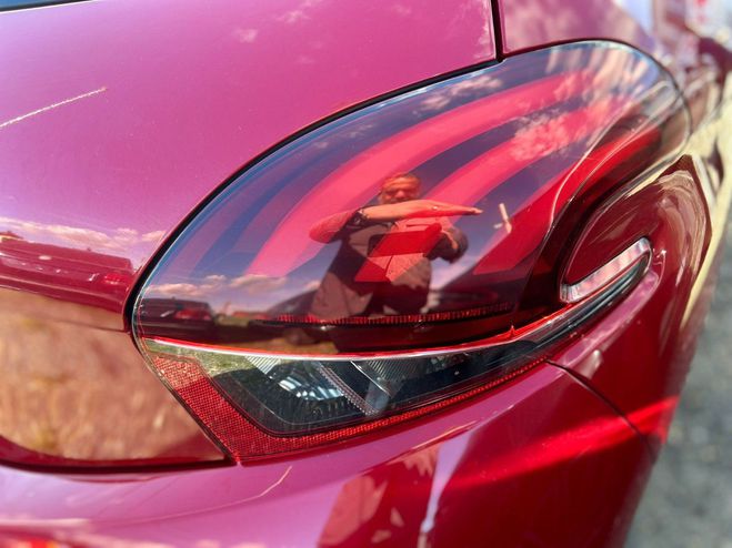 Peugeot 208 Style Rouge de 2017