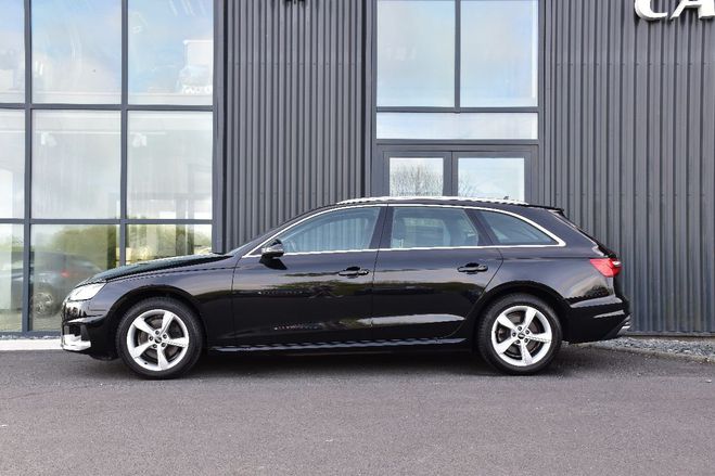 Audi A4 V (3) AVANT 30 TDI 136 DESIGN S TRONIC NOIR de 2021