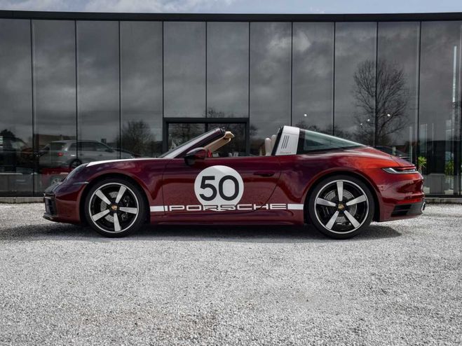 Porsche 911 992 4S Heritage Design Edition - - NEW - Rouge Cherry Metallic de 